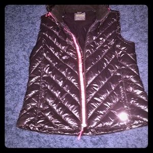 Tek vest
